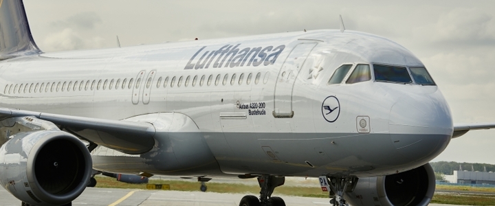 Le personnel de cabine de Lufthansa en grève après Noël ?