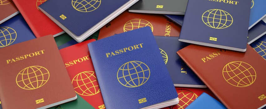Dis-moi quelle est la couleur de ton passeport, je te dirai d'où tu viens !