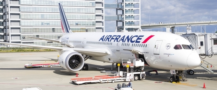 Pilotes, hôtesses et stewards renoncent à faire grève le 3 janvier