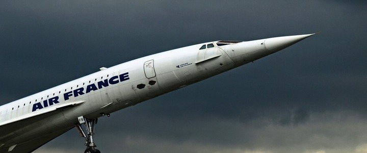 Top 10 des avions les plus rapides du monde : les géants du ciel