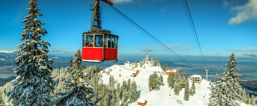 5 destinations originales où skier à l'étranger