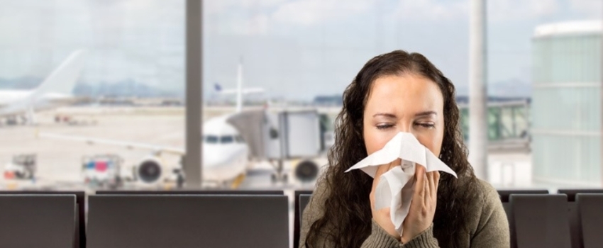 Pourquoi tombe-t-on souvent malade après avoir pris l’avion ?